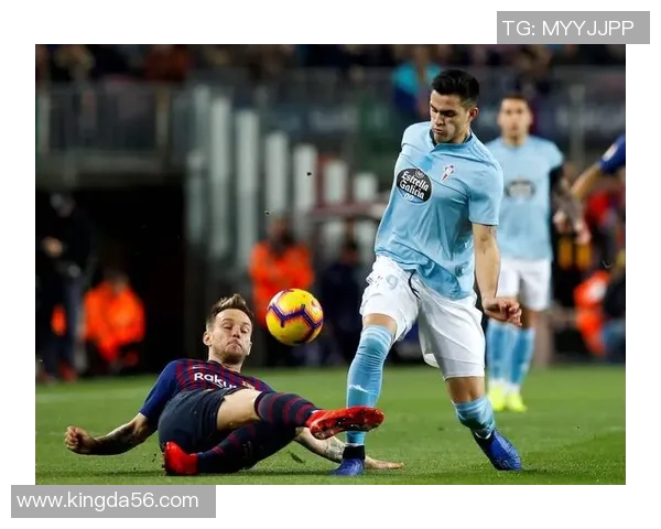 西甲联赛最新排名分析及球队表现总结与未来展望